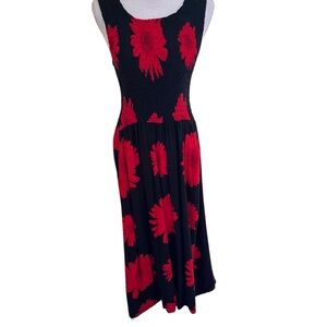 Uluwatu Black with Red Floral Sleeveless Smocked Bodice Maxi Dress O/S